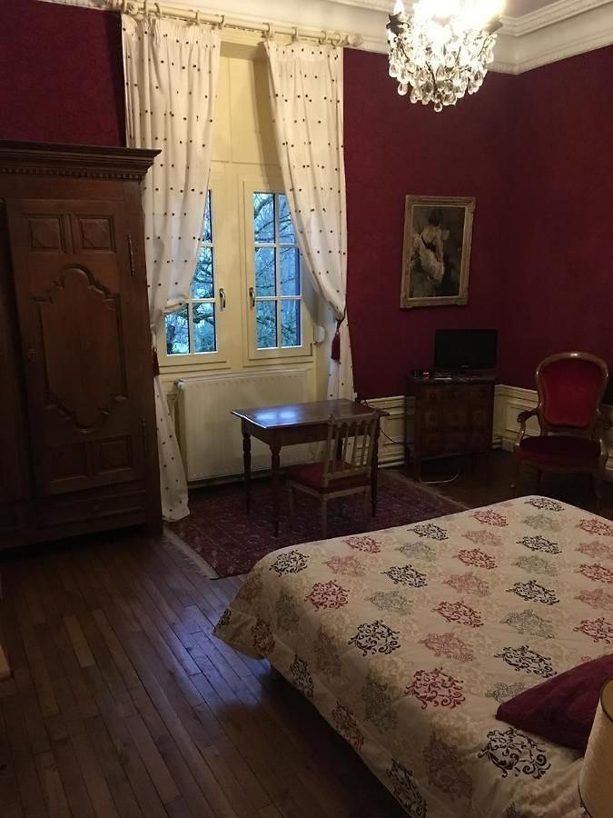 Manoir De La Graviere Bed & Breakfast Mouzon  Екстериор снимка