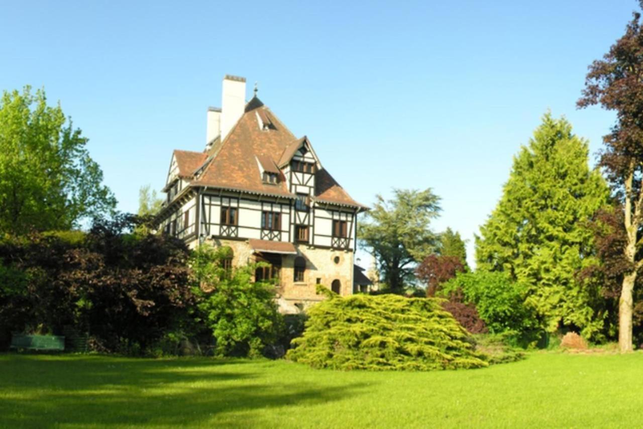 Manoir De La Graviere Bed & Breakfast Mouzon  Екстериор снимка