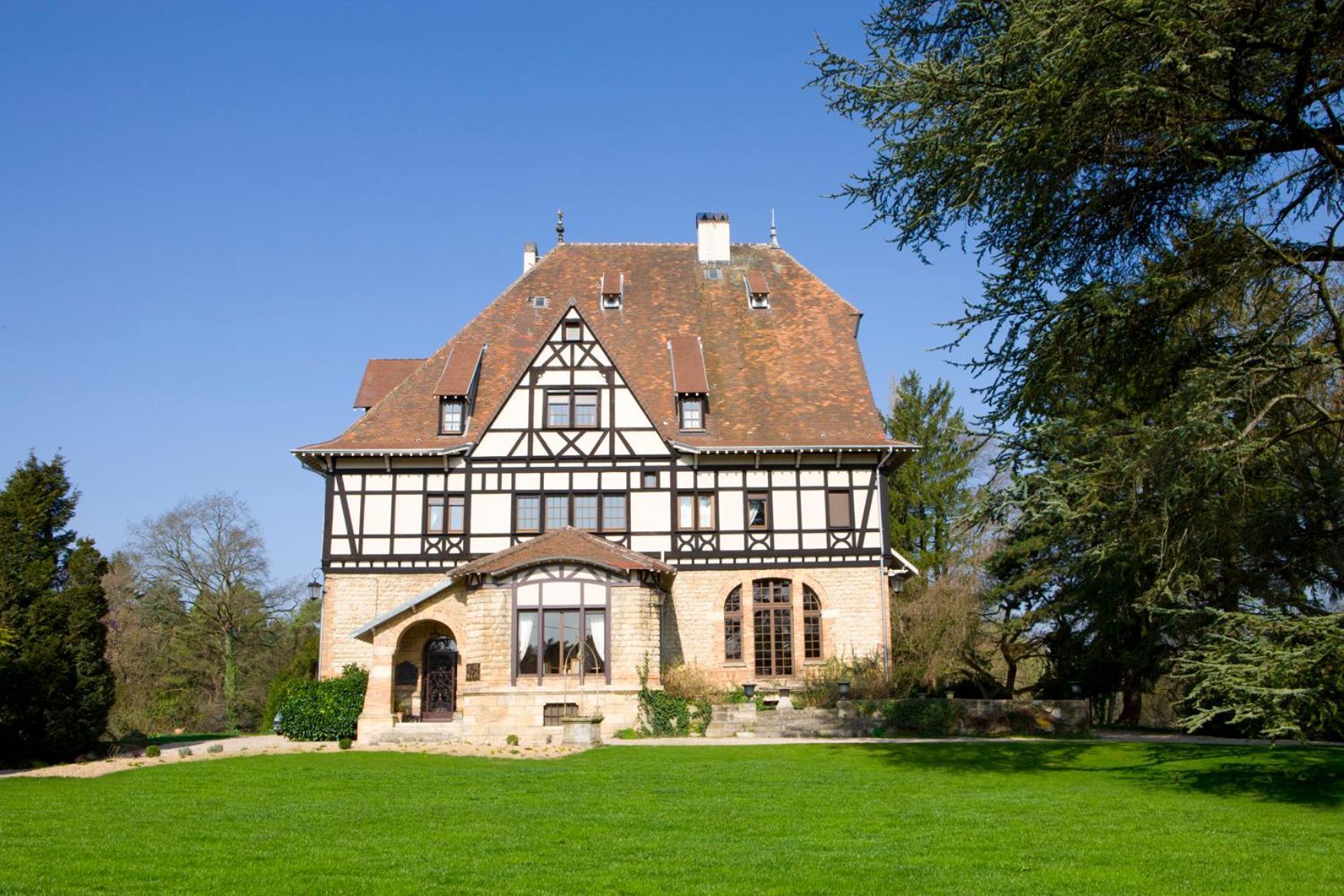 Manoir De La Graviere Bed & Breakfast Mouzon  Екстериор снимка