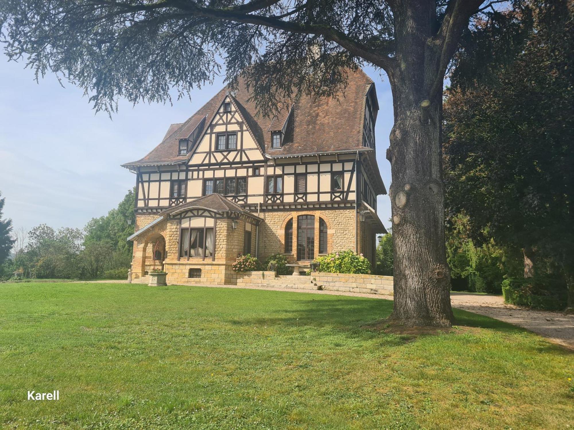 Manoir De La Graviere Bed & Breakfast Mouzon  Екстериор снимка