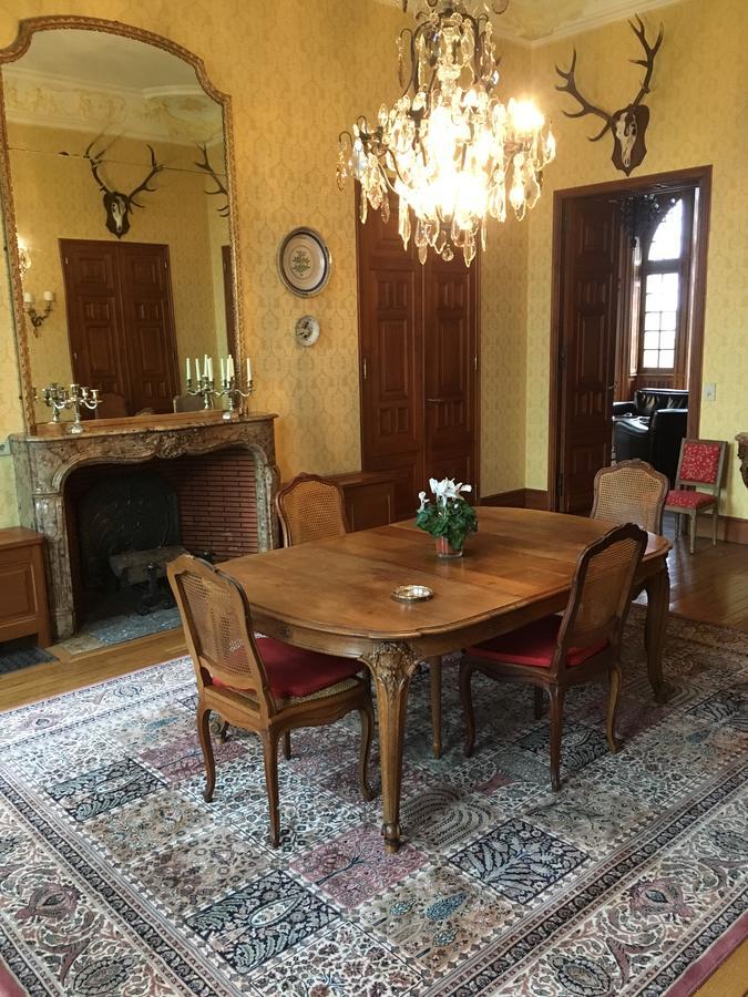Manoir De La Graviere Bed & Breakfast Mouzon  Екстериор снимка