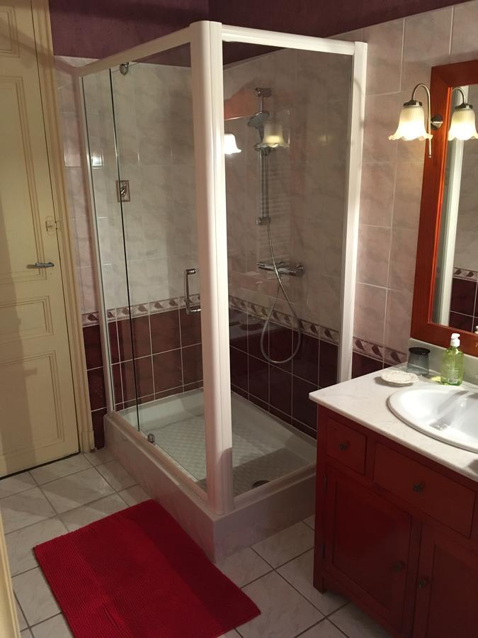 Manoir De La Graviere Bed & Breakfast Mouzon  Екстериор снимка
